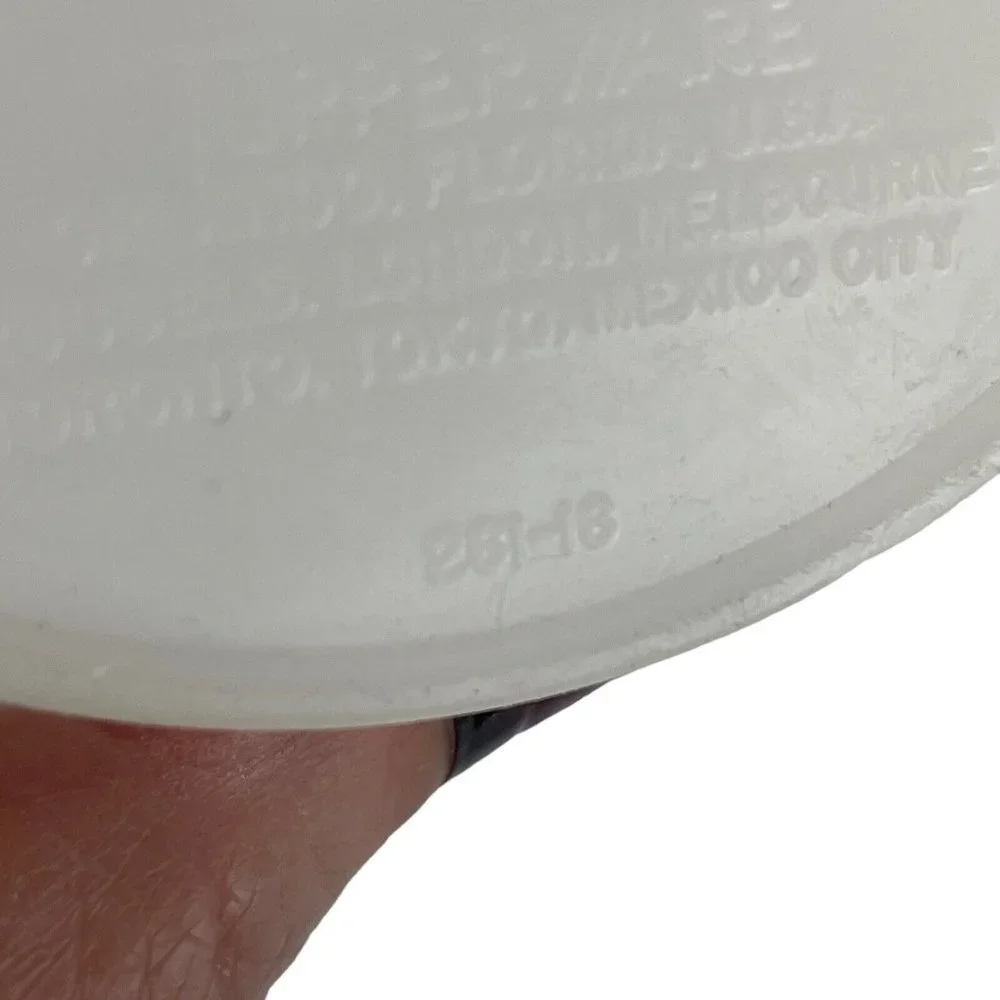 Tupperware 48 oz